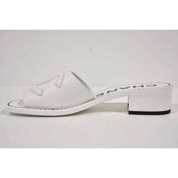 Chanel 22S White Calfskin Leather CC Logo Mules Slide Sandal Block Heel Flat 38 - Picture 9 of 12